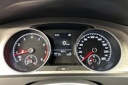 punainen Volkswagen Golf 2014 kuva 14.