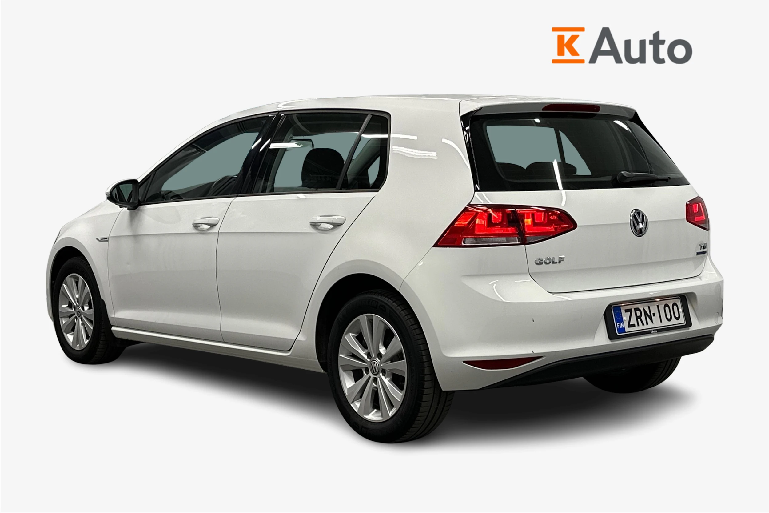 valkoinen Volkswagen Golf 2014 kuva 3.