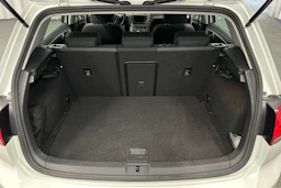 valkoinen Volkswagen Golf 2014 kuva 15.