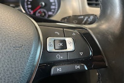 harmaa Volkswagen Golf 2015 kuva 16.