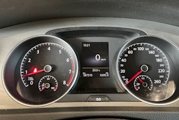 harmaa Volkswagen Golf 2015 kuva 18.