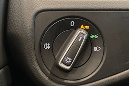 harmaa Volkswagen Golf 2015 kuva 19.
