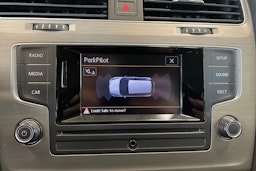 harmaa Volkswagen Golf 2015 kuva 20.