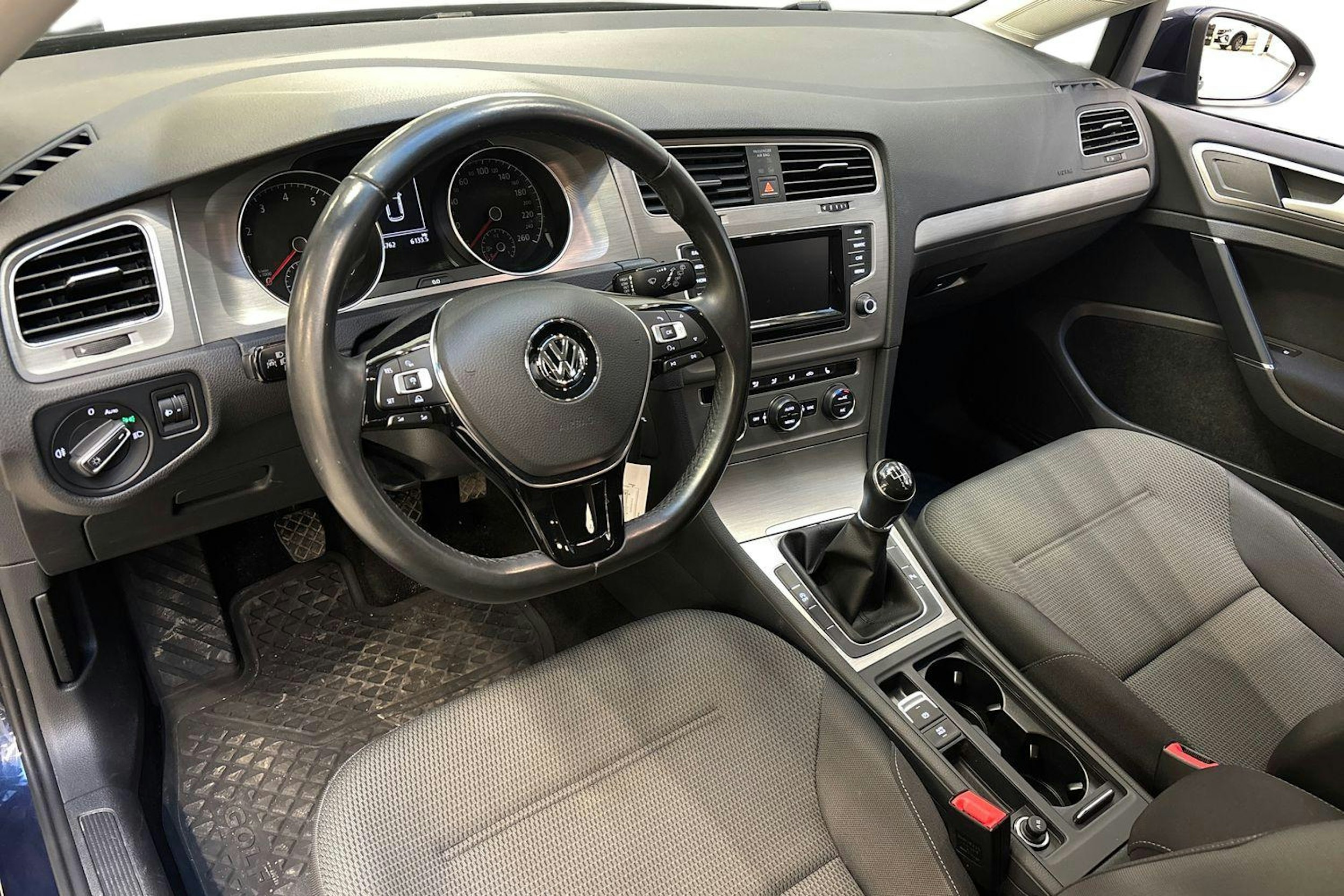met. sininen Volkswagen Golf 2015 kuva 7.