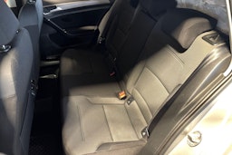 harmaa Volkswagen Golf 2015 kuva 10.