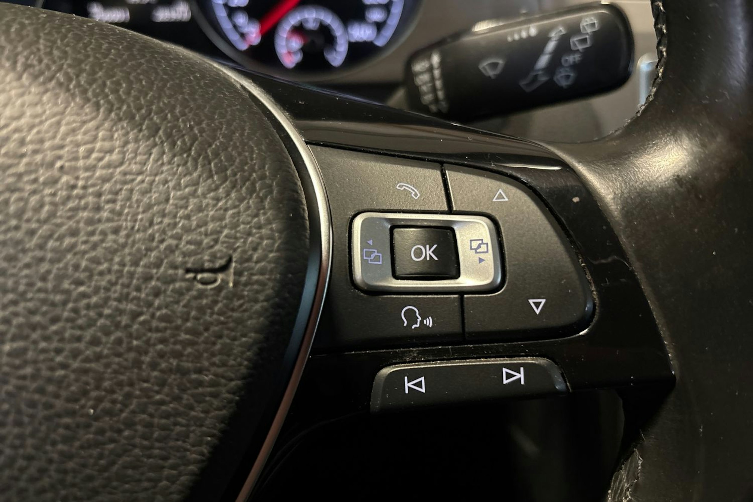 harmaa Volkswagen Golf 2015 kuva 19.