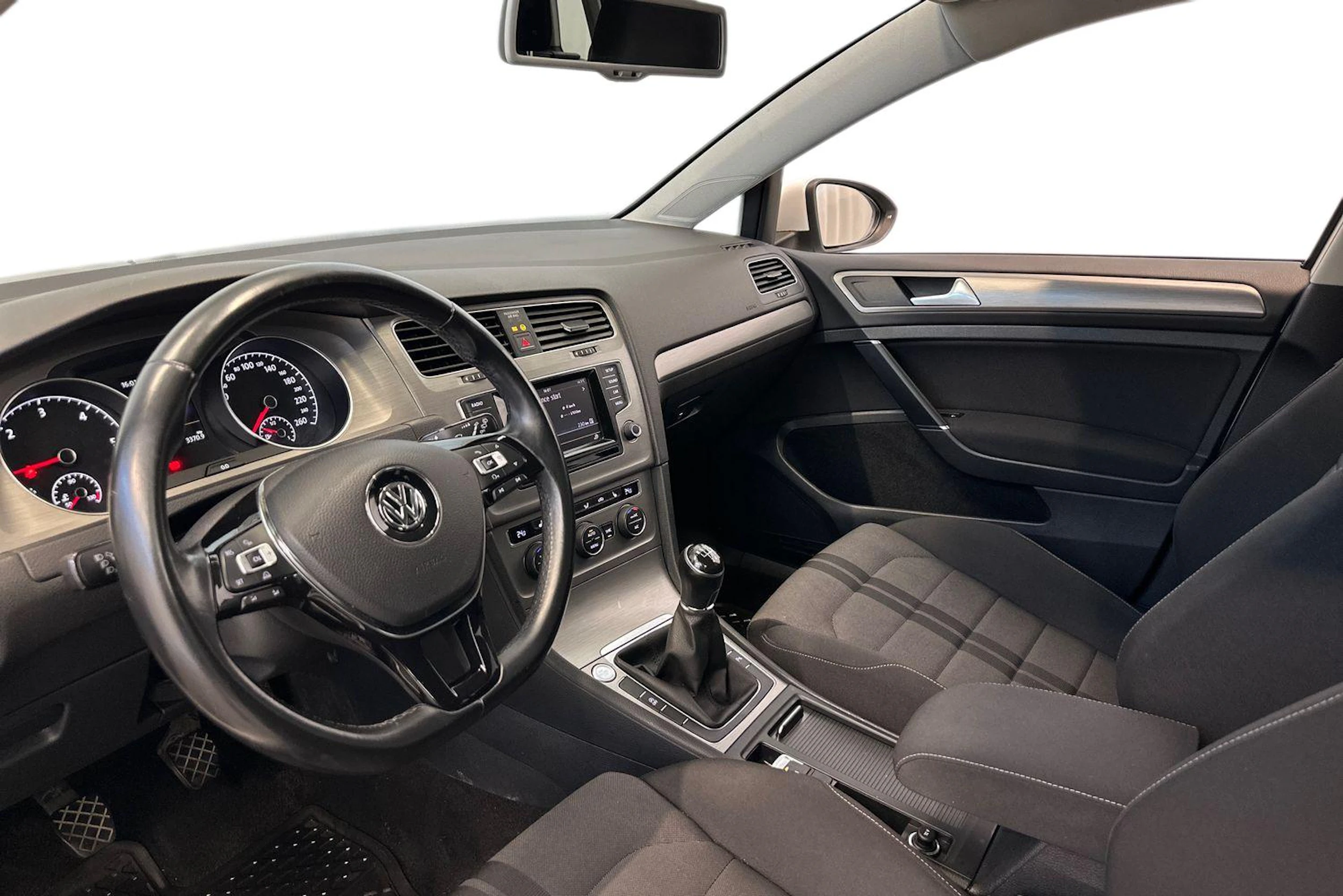 Valkoinen Volkswagen GOLF 2015 kuva 6.