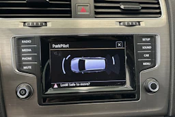 Valkoinen Volkswagen GOLF 2015 kuva 23.