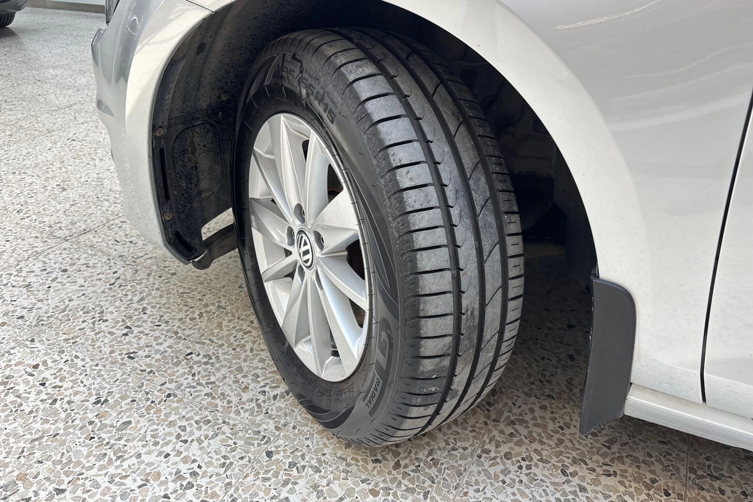 met. hopea Volkswagen Golf 2015 kuva 10.