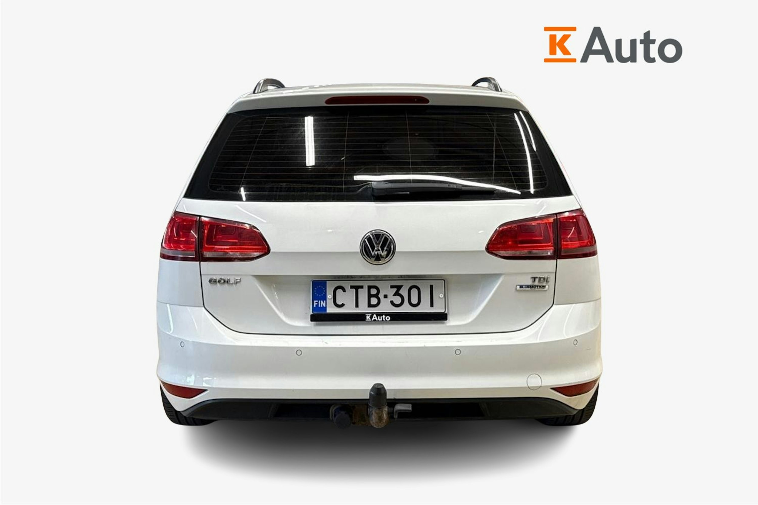valkoinen Volkswagen Golf 2015 kuva 3.