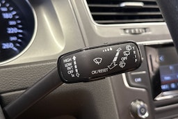 valkoinen Volkswagen Golf 2015 kuva 17.