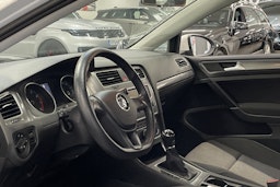 Valkoinen Volkswagen GOLF 2015 kuva 3.