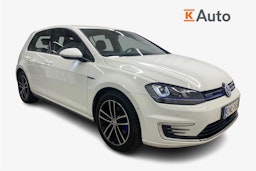 valkoinen Volkswagen Golf 2015 kuva 1.