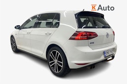 valkoinen Volkswagen Golf 2015 kuva 2.