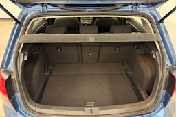 sininen Volkswagen Golf 2015 kuva 12.