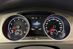 sininen Volkswagen Golf 2015 kuva 14.