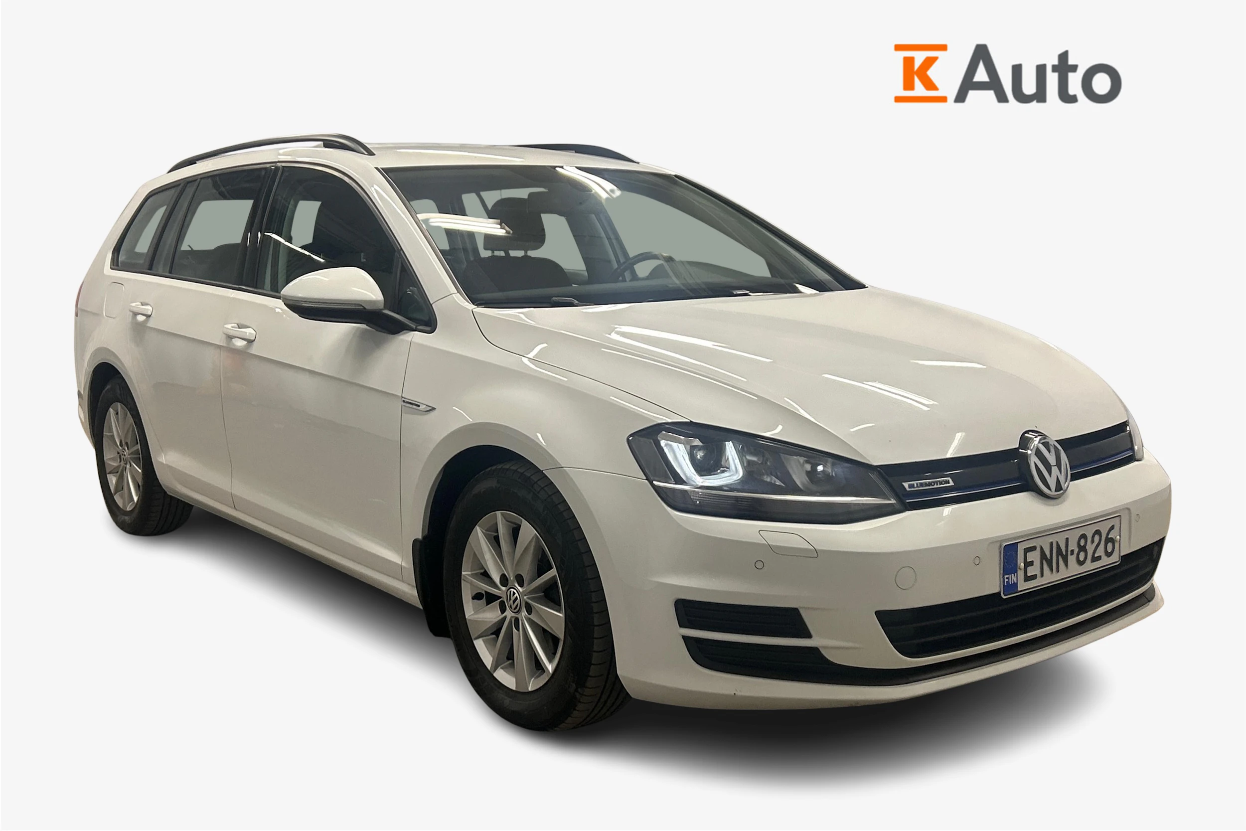 Valkoinen Volkswagen GOLF 2015 kuva 1.