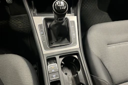 Valkoinen Volkswagen GOLF 2015 kuva 16.