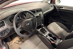 Punainen Volkswagen GOLF 2015 kuva 3.