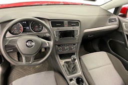 Punainen Volkswagen GOLF 2015 kuva 9.