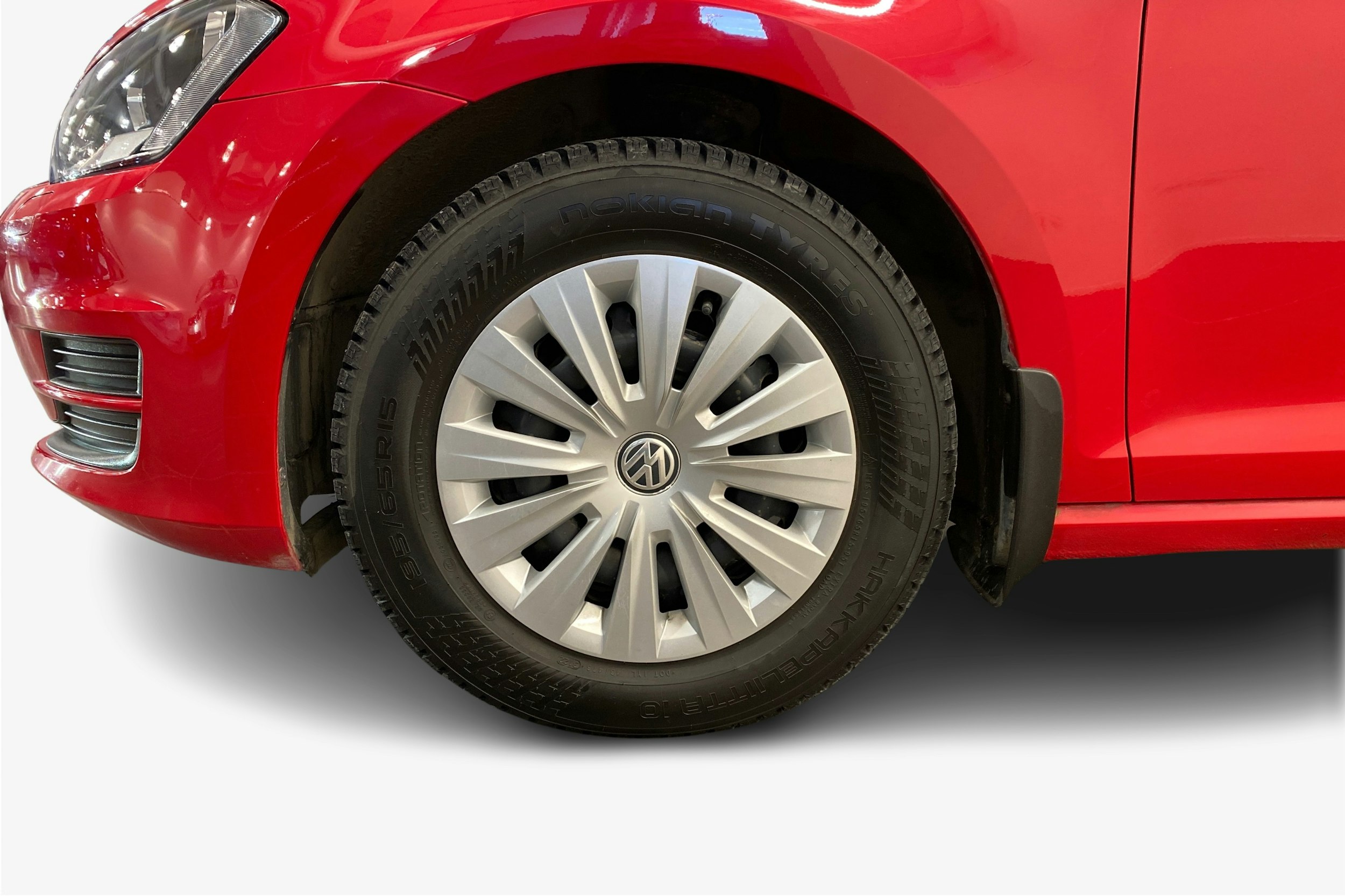 Punainen Volkswagen GOLF 2015 kuva 11.