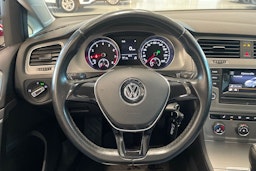punainen Volkswagen Golf 2015 kuva 11.