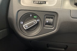 punainen Volkswagen Golf 2015 kuva 14.