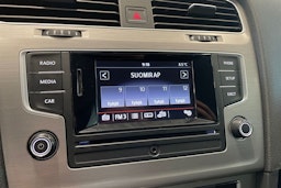 punainen Volkswagen Golf 2015 kuva 20.