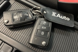 punainen Volkswagen Golf 2015 kuva 24.