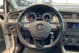 valkoinen Volkswagen Golf 2015 kuva 17.