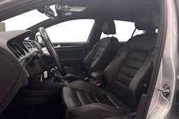 harmaa Volkswagen Golf 2015 kuva 11.