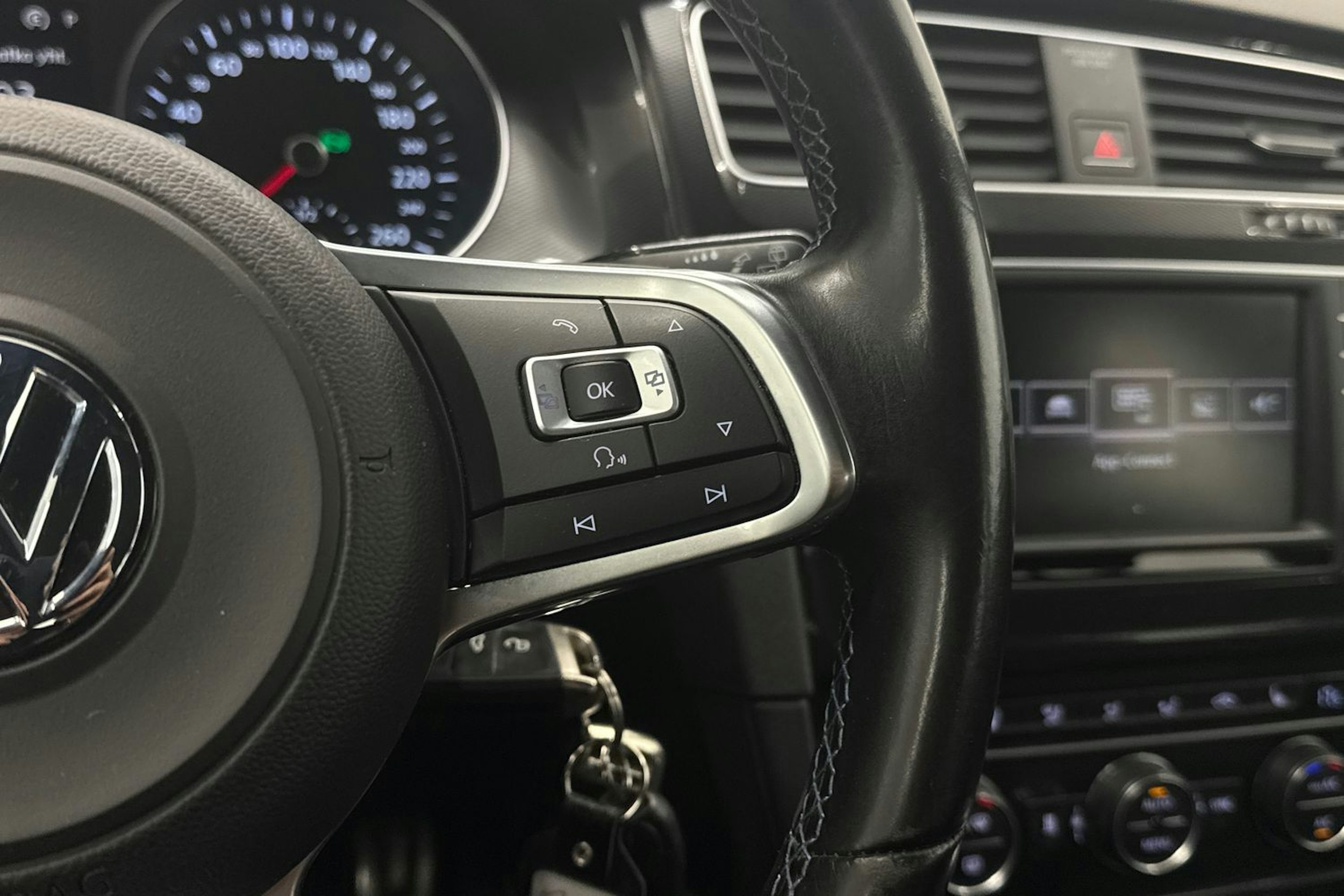 harmaa Volkswagen Golf 2015 kuva 15.
