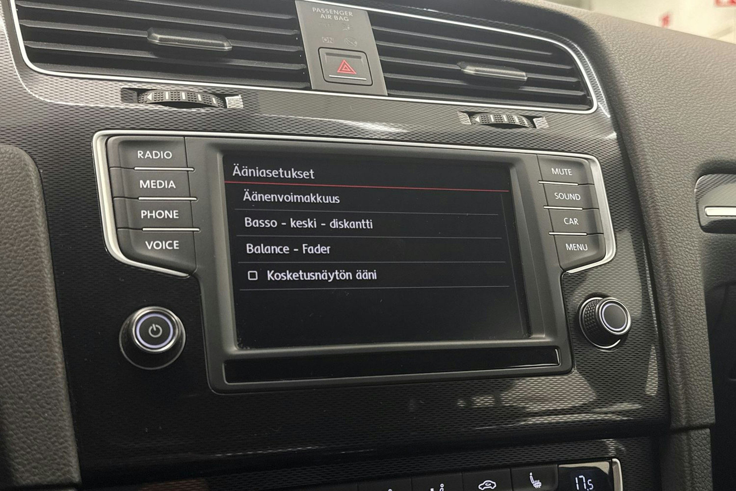 harmaa Volkswagen Golf 2015 kuva 29.