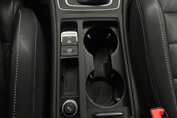 harmaa Volkswagen Golf 2015 kuva 32.