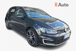 musta Volkswagen Golf 2015 kuva 1.