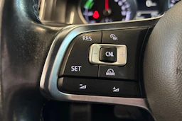 musta Volkswagen Golf 2015 kuva 14.