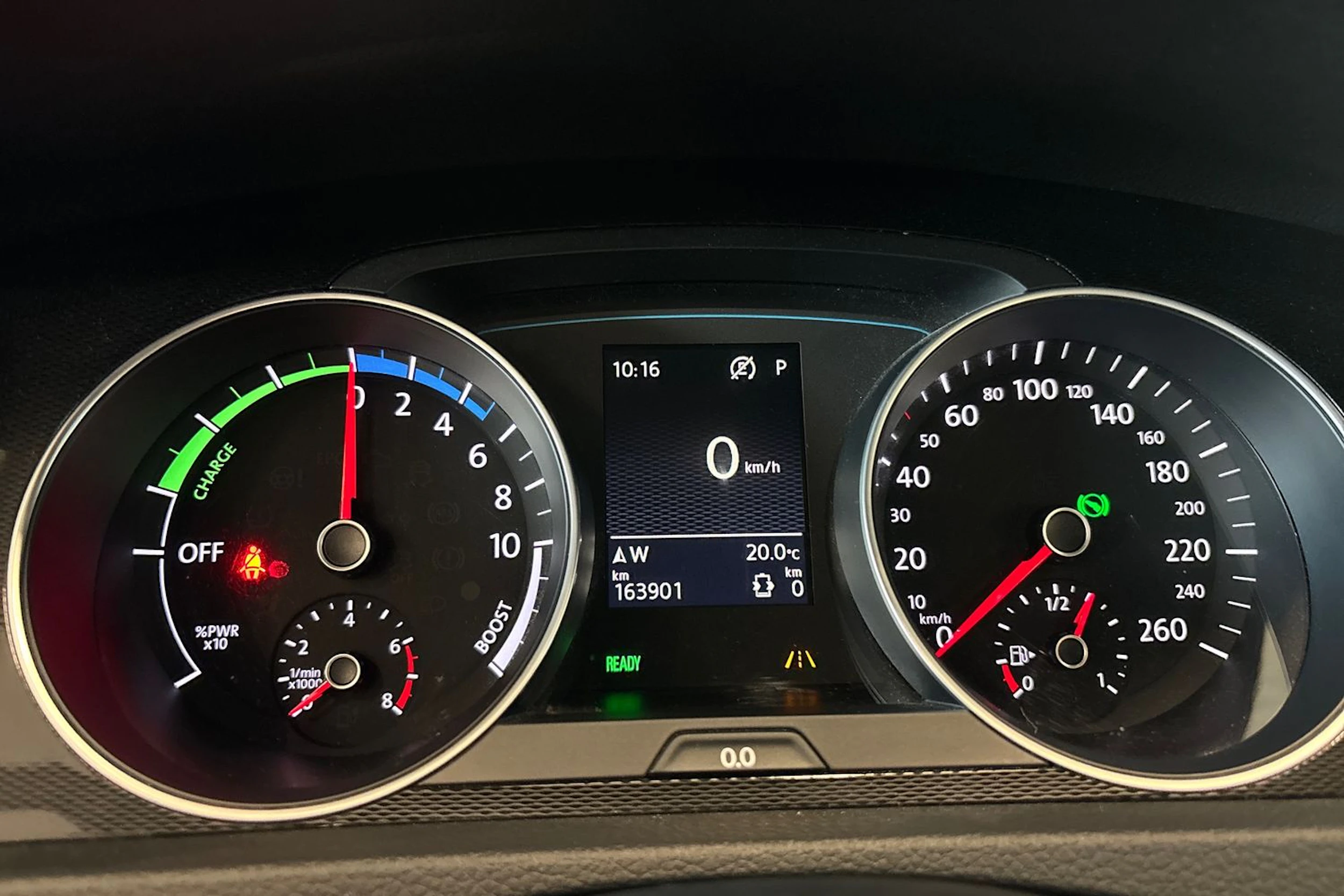 musta Volkswagen Golf 2015 kuva 15.
