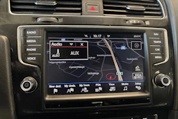 musta Volkswagen Golf 2015 kuva 21.