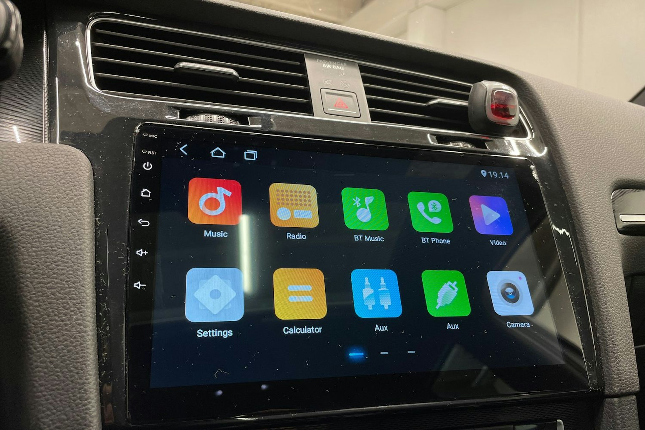 valkoinen Volkswagen Golf 2015 kuva 17.