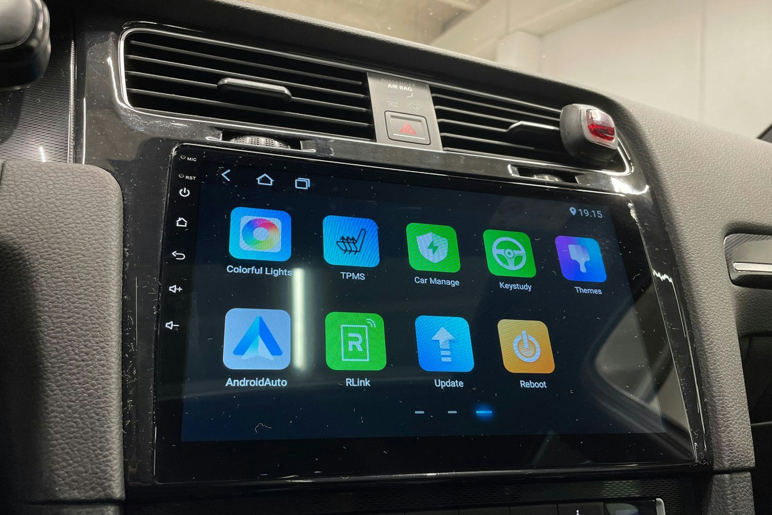 valkoinen Volkswagen Golf 2015 kuva 19.