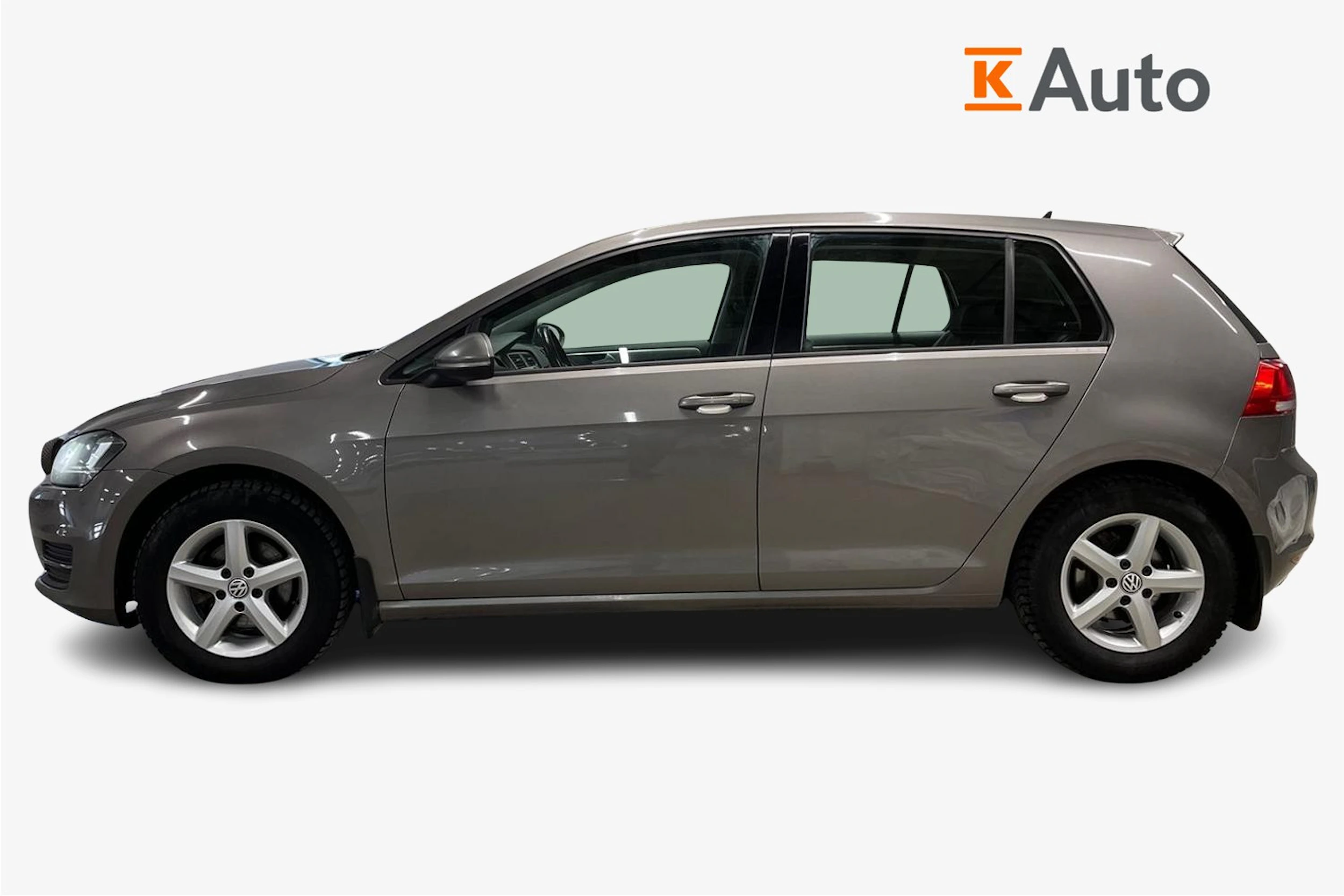 harmaa Volkswagen Golf 2015 kuva 5.