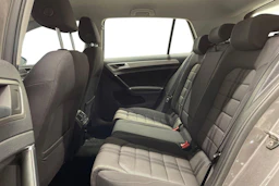 harmaa Volkswagen Golf 2015 kuva 8.