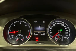 harmaa Volkswagen Golf 2015 kuva 13.