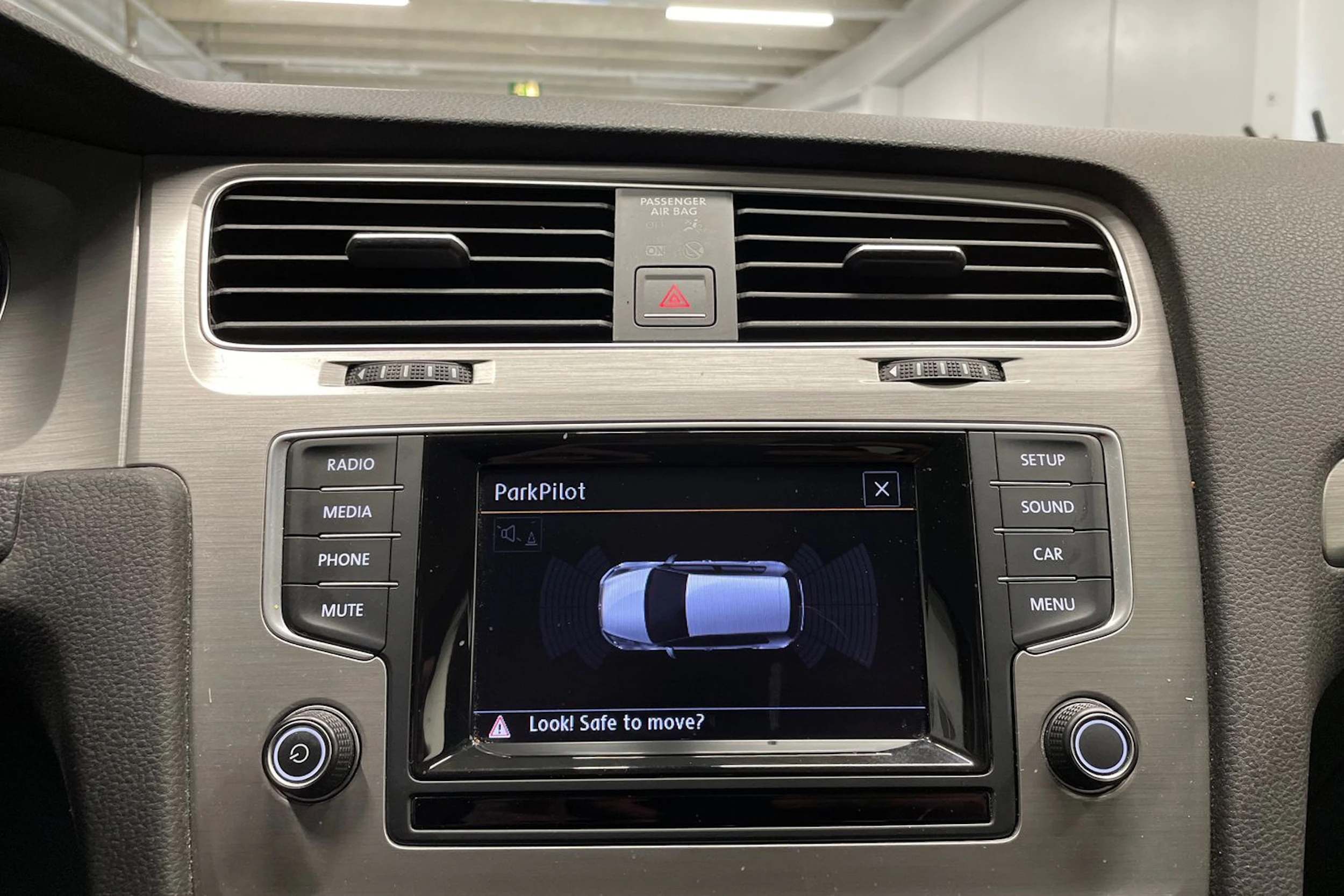 harmaa Volkswagen Golf 2015 kuva 15.