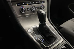 harmaa Volkswagen Golf 2015 kuva 16.