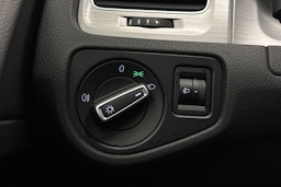 Valkoinen Volkswagen GOLF 2015 kuva 18.