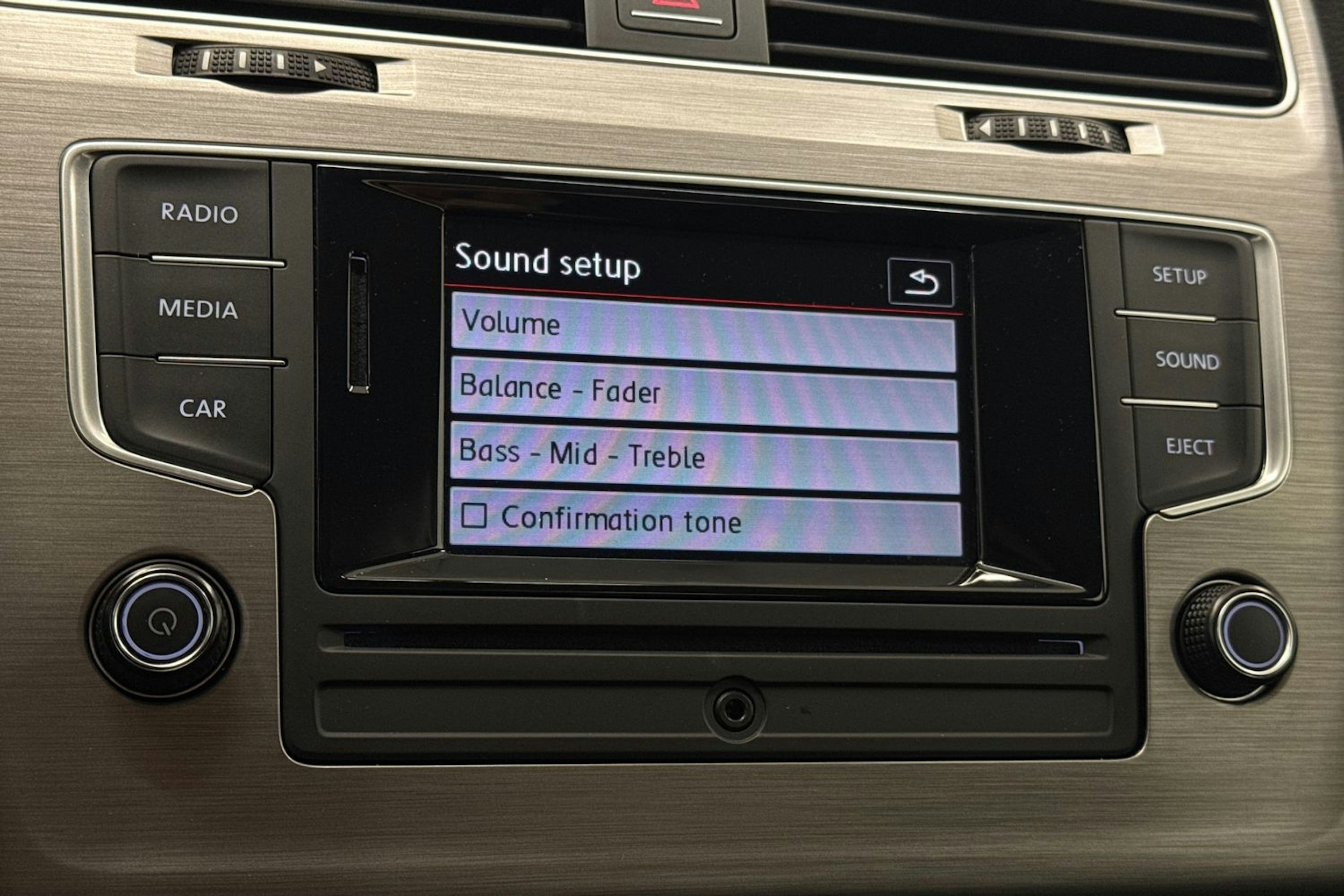 Valkoinen Volkswagen GOLF 2015 kuva 27.