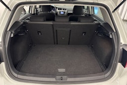 Valkoinen Volkswagen GOLF 2015 kuva 34.
