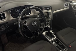 Valkoinen Volkswagen Golf 2015 kuva 3.