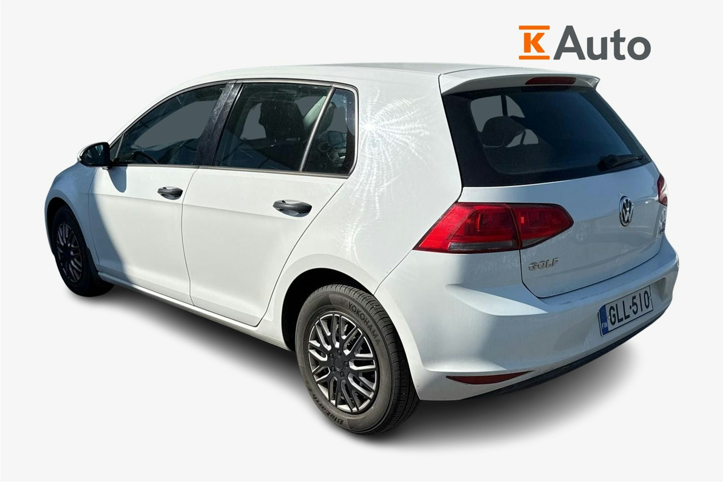 valkoinen Volkswagen Golf 2015 kuva 2.